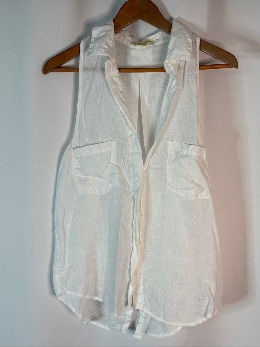 Cloth & Stone White Linen Sleeveless Button-Front Blouse
